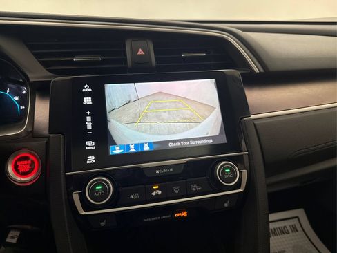 Used 2018 Honda Civic Touring image 40
