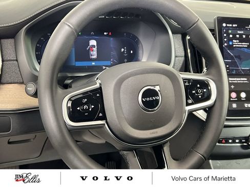 Used 2025 Volvo XC90 B5 Core w/ Protection Package Premier image 12