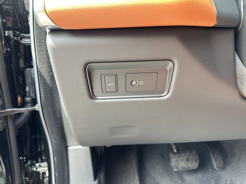 New 2026 Jaguar F-PACE R-Dynamic S image 22