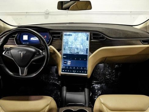 Used 2015 Tesla Model S 85D image 13