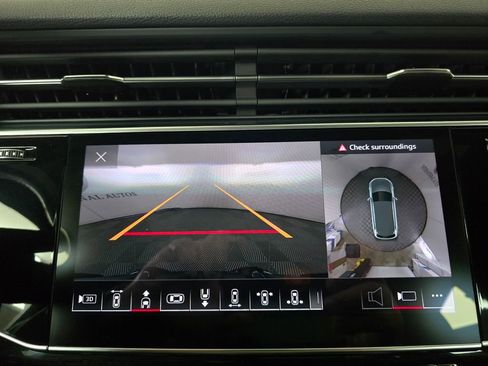 Used 2025 Audi Q7 2.0T Premium w/ Convenience Plus Package image 27