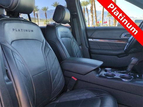 Used 2017 Ford Explorer Platinum image 17