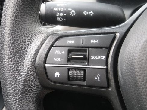 Used 2023 Honda HR-V LX image 26