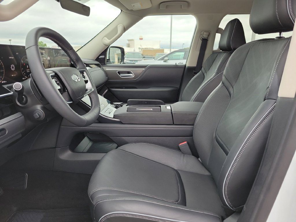 Certified 2026 INFINITI QX80 Luxe w/ Cargo Package AWD/4WD image 23