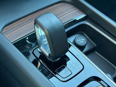 New 2026 Volvo V60 B5 Cross Country Plus image 19