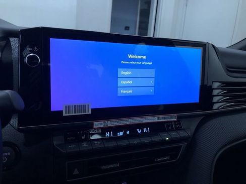 New 2026 Toyota Camry SE image 28