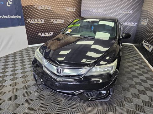 Used 2017 Acura ILX image 3
