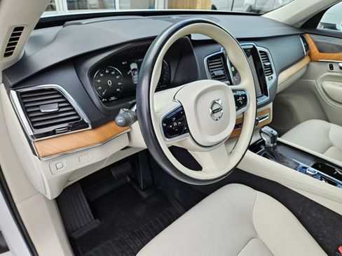 Used 2021 Volvo XC90 T6 Momentum w/ Advanced Package AWD/4WD image 20
