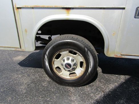 Used 2013 GMC Sierra 2500 W/T image 15