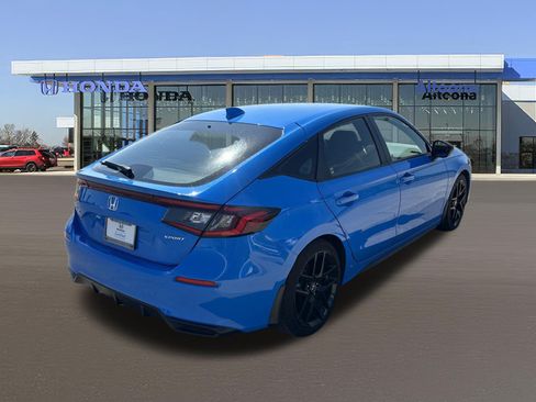 Used 2024 Honda Civic Sport image 4