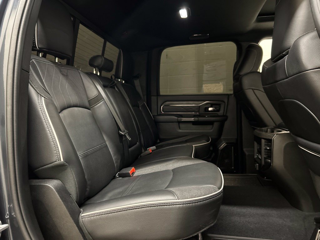 Used 2025 RAM 3500 Limited AWD/4WD image 11