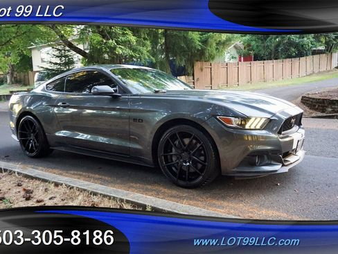 Used 2017 Ford Mustang GT Premium image 7