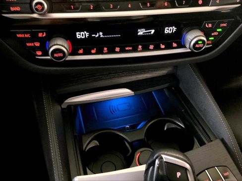 Used 2023 BMW 530e xDrive w/ Executive Package image 33