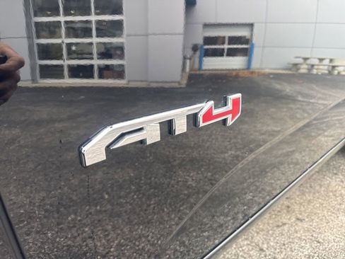 Used 2022 GMC Canyon AT4 w/ Driver Alert Package image 9