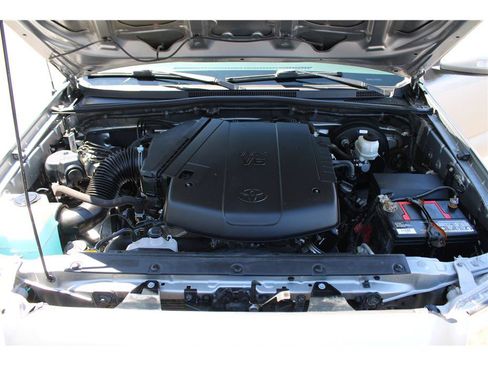 Used 2015 Toyota Tacoma 4x4 Double Cab w/ TRD Sport Package image 39