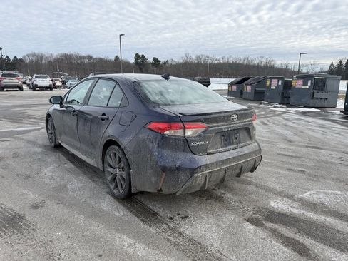 Used 2024 Toyota Corolla SE image 8
