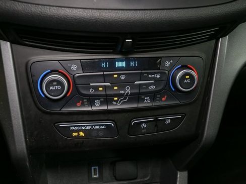 Used 2018 Ford Escape SE image 23