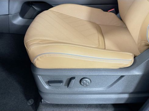 New 2026 INFINITI QX80 Luxe w/ Cargo Package image 23