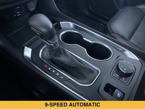 Certified 2021 Chevrolet Traverse RS AWD/4WD image 8