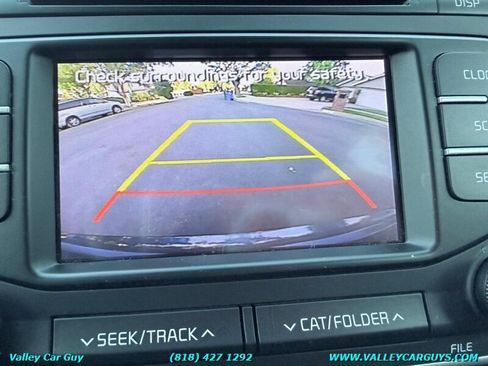 Used 2018 Kia Sportage LX image 18