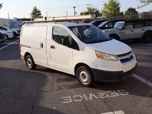 Used 2015 Chevrolet City Express LT w/ Technology Package FWD image 2