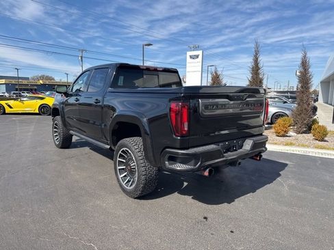 Used 2024 GMC Sierra 1500 AT4 w/ Technology Package image 8