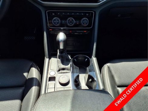 Used 2023 Volkswagen Atlas SE w/ Panoramic Sunroof Package AWD/4WD image 27