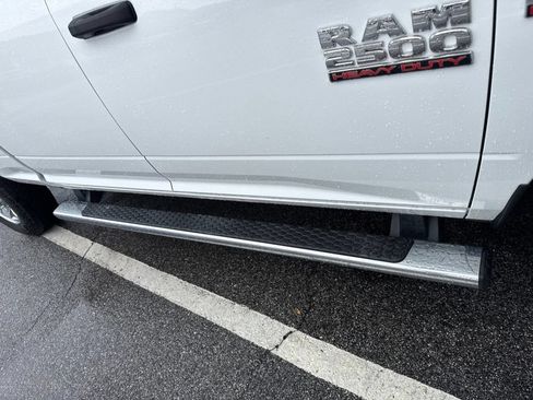 Used 2018 RAM 2500 Tradesman w/ Chrome Appearance Group AWD/4WD image 10