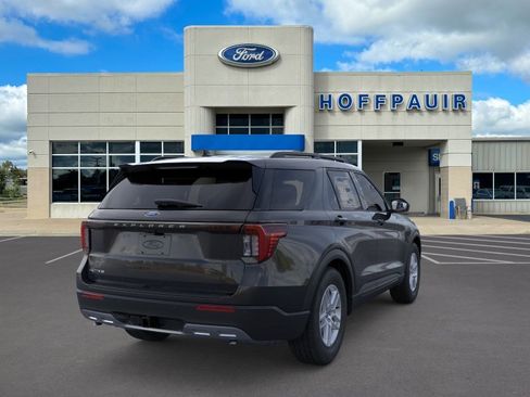 New 2026 Ford Explorer Active w/ Active Comfort Package RWD image 8
