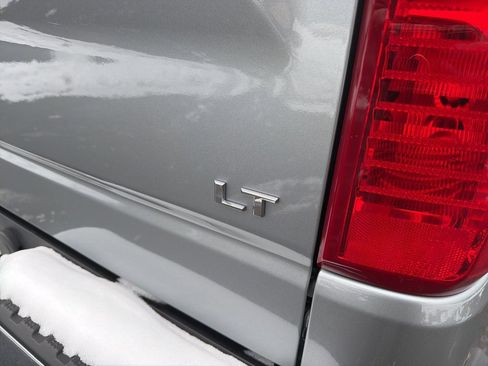 Used 2023 Chevrolet Silverado 1500 LT image 14