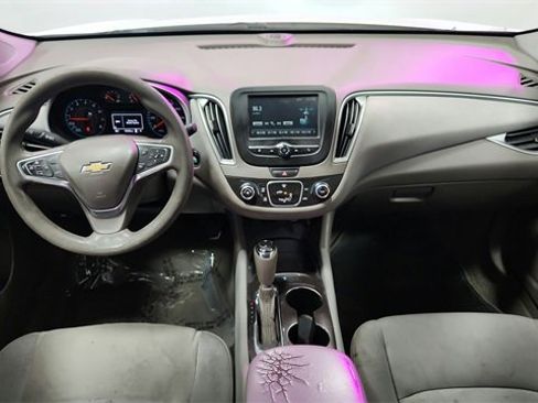 Used 2017 Chevrolet Malibu LS image 18
