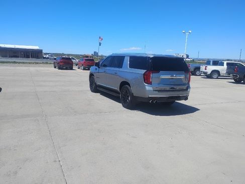 Used 2024 GMC Yukon XL Denali w/ Max Trailering Package AWD/4WD image 3