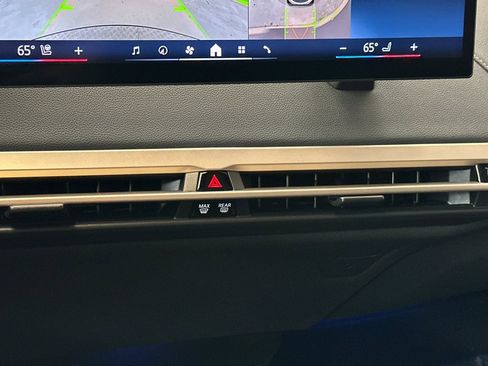 Certified 2025 BMW iX xDrive50 image 26