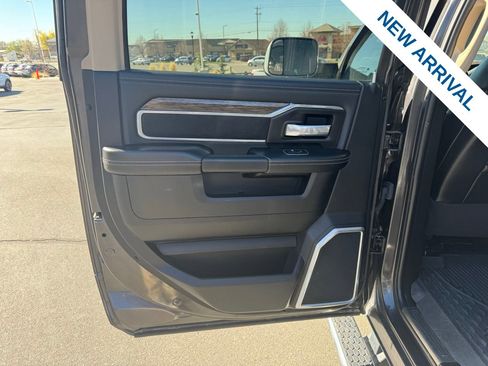 Used 2021 RAM 3500 Laramie image 15