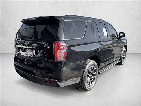 Used 2022 Chevrolet Tahoe Z71 w/ Luxury Package image 4