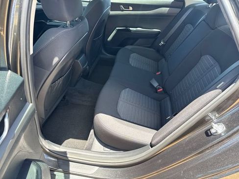 Used 2025 Kia K5 LXS FWD image 17