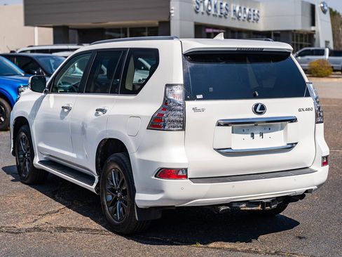 Used 2020 Lexus GX 460 Premium w/ Premium Package image 6