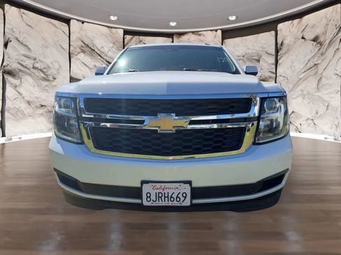 Used 2019 Chevrolet Tahoe LT image 2