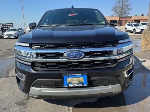 Used 2024 Ford Expedition Max Limited image 9