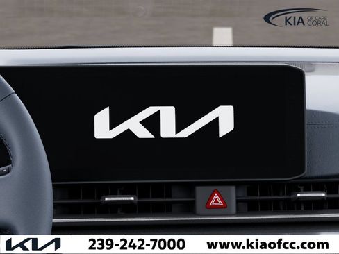 New 2026 Kia Carnival SX w/ SX Dark Edition Package FWD image 20