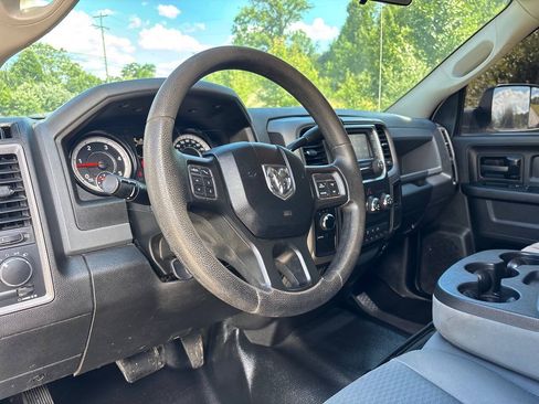 Used 2018 RAM 3500 Tradesman w/ Chrome Appearance Group AWD/4WD image 10