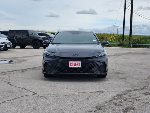 Used 2025 Toyota Camry SE w/ Multimedia Upgrade Package FWD image 2