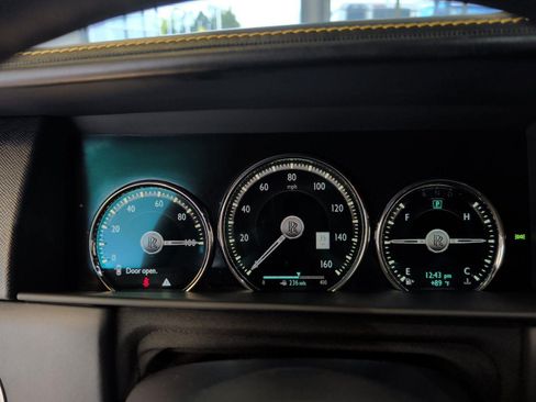 Used 2021 Rolls-Royce Cullinan AWD/4WD image 21