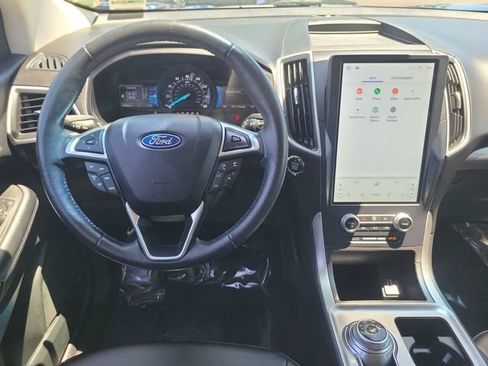Certified 2023 Ford Edge SEL w/ Convenience Package AWD/4WD image 4