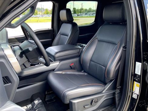 Used 2025 Ford F150 Lariat w/ Equipment Group 501A Mid AWD/4WD image 23