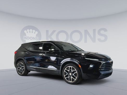 Used 2023 Chevrolet Blazer Premier w/ Enhanced Convenience Package image 2