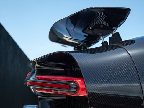 Used 2024 Bugatti Chiron Super Sport image 16