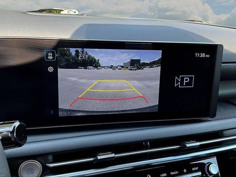 Used 2025 Hyundai Santa Cruz SEL FWD image 17