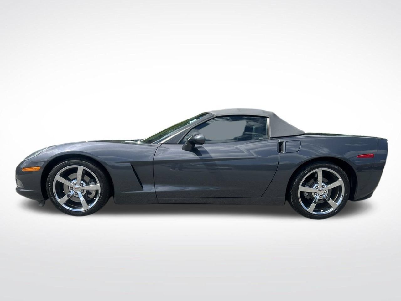 Used 2010 Chevrolet Corvette Convertible w/ 2LT RWD image 3