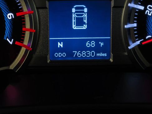 Used 2016 Toyota 4Runner Limited image 20